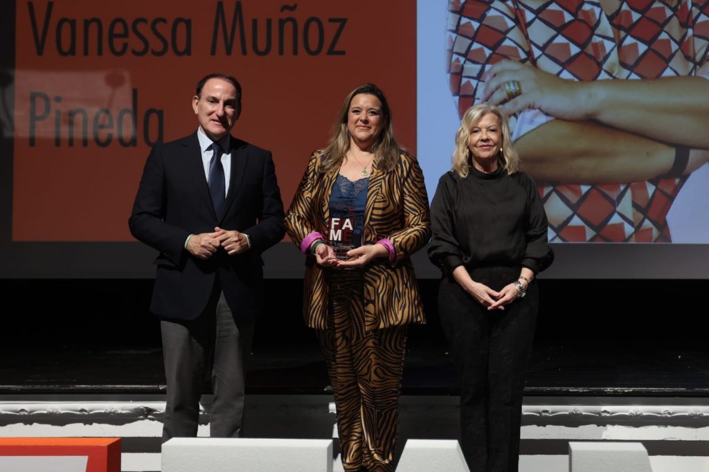 PHOTO-2025-11-18-12-50-44-2